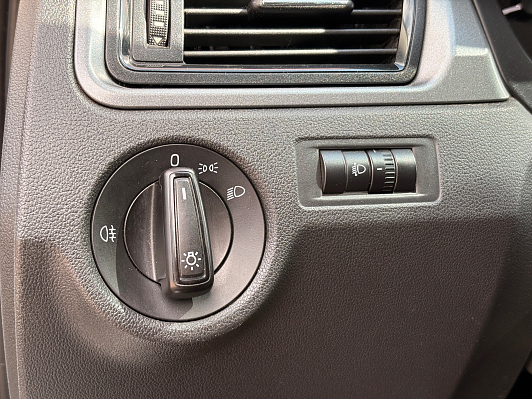 Skoda Rapid Hockey Edition Active, 2019 года, пробег 147900 км