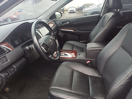 Toyota Camry, 2013 года, пробег 192972 км