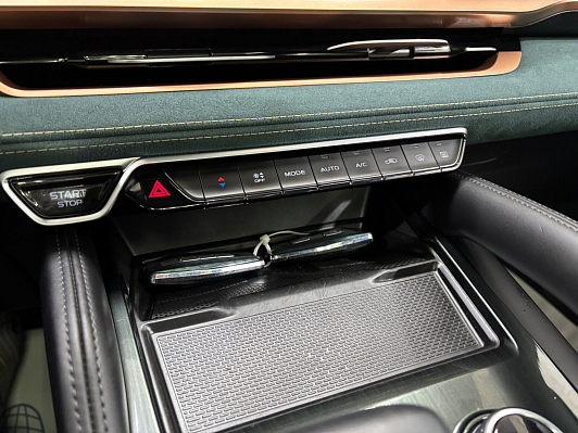 Geely Monjaro Luxury, 2022 года, пробег 68405 км