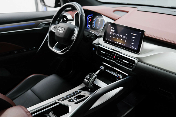 Geely Coolray Flagship, 2021 года, пробег 25566 км