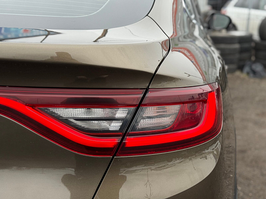 Renault Arkana Drive TCe 150, 2020 года, пробег 111000 км