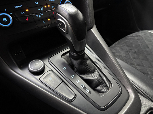 Ford Focus SYNC Edition, 2016 года, пробег 119315 км