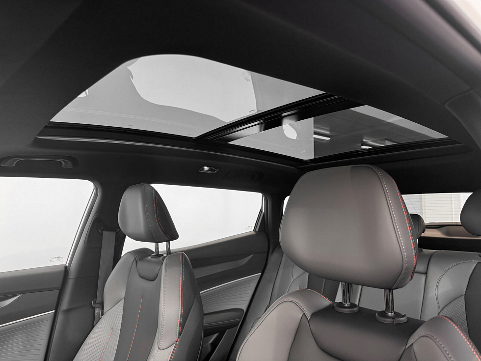 Geely Cityray Флагман, серебряный