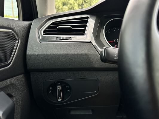 Volkswagen Tiguan Comfortline, 2017 года, пробег 128101 км