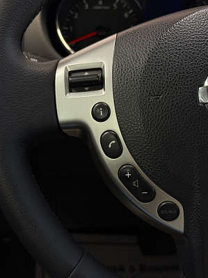 Nissan Qashqai LE+, 2012 года, пробег 222625 км