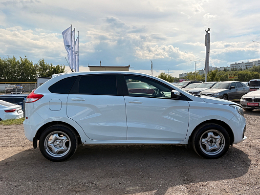 Lada (ВАЗ) XRAY Luxe Prestige (2018), 2017 года, пробег 161189 км