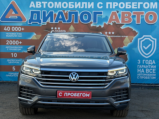 Volkswagen Touareg Status, 2019 года, пробег 256000 км