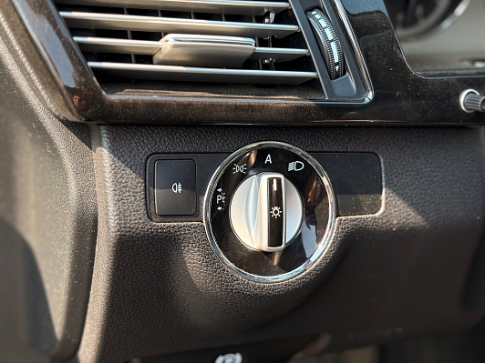 Mercedes-Benz E-Класс, 2010 года, пробег 251538 км