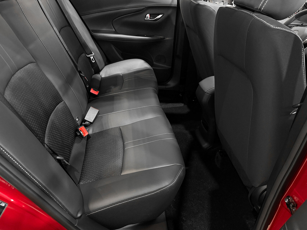 Changan Alsvin Люкс, красный