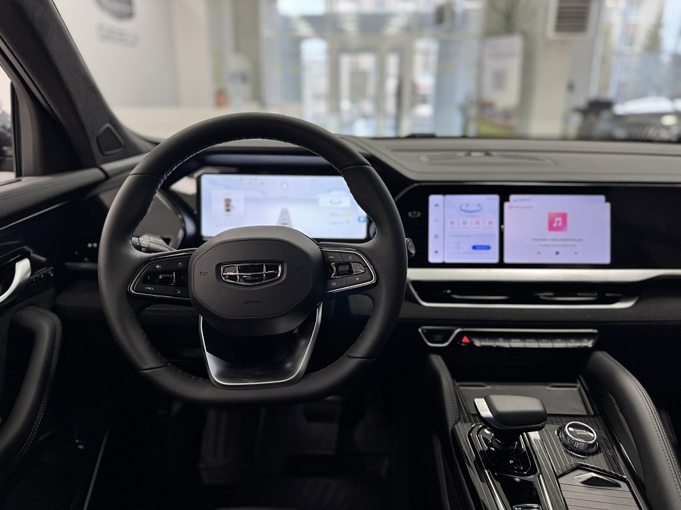 Geely Monjaro Luxury, серый