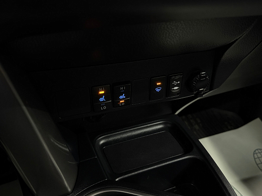 Toyota RAV4, 2018 года, пробег 122497 км