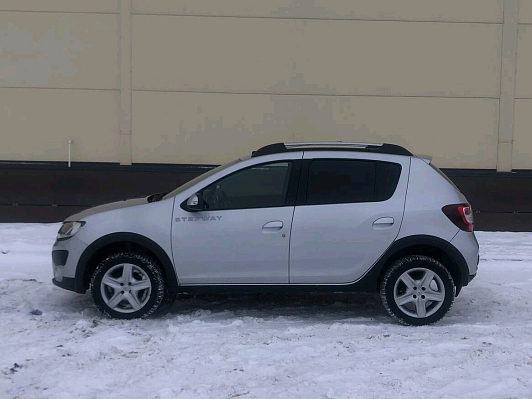 Renault Sandero, 2018 года, пробег 65000 км