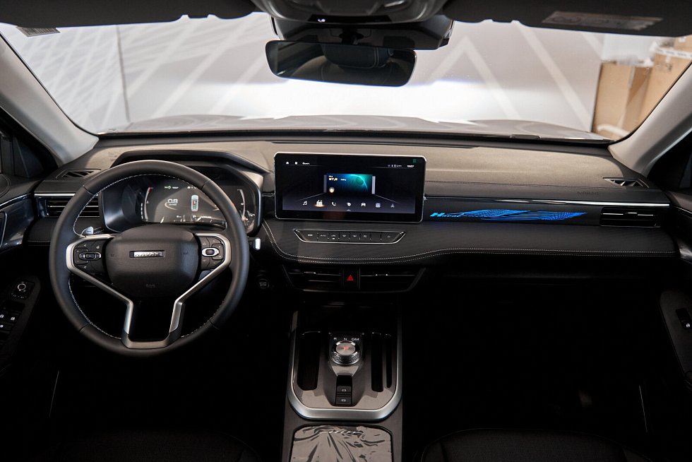 Haval Jolion Оптимум, черный