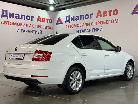 Skoda Octavia, 2019 года, пробег 123067 км