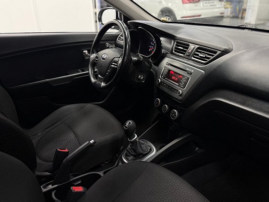 Kia Rio Luxe, 2015 года, пробег 169307 км