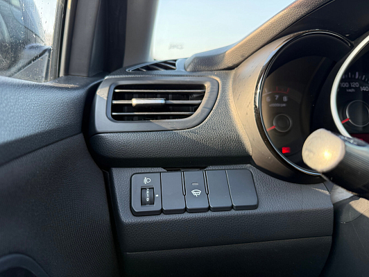 Kia Rio Luxe, 2012 года, пробег 198147 км
