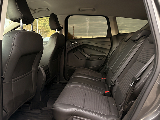 Ford Kuga Titanium, 2017 года, пробег 93500 км