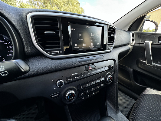 Kia Sportage Luxe, 2018 года, пробег 98000 км