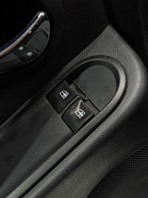 Renault Duster Drive, 2016 года, пробег 143561 км