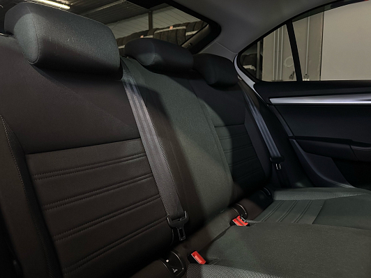 Skoda Octavia, 2019 года, пробег 123067 км