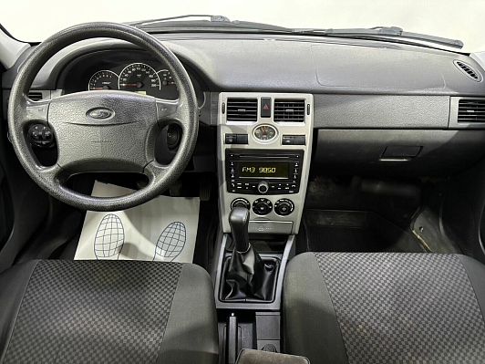 Lada (ВАЗ) Priora Люкс, 2012 года, пробег 150000 км