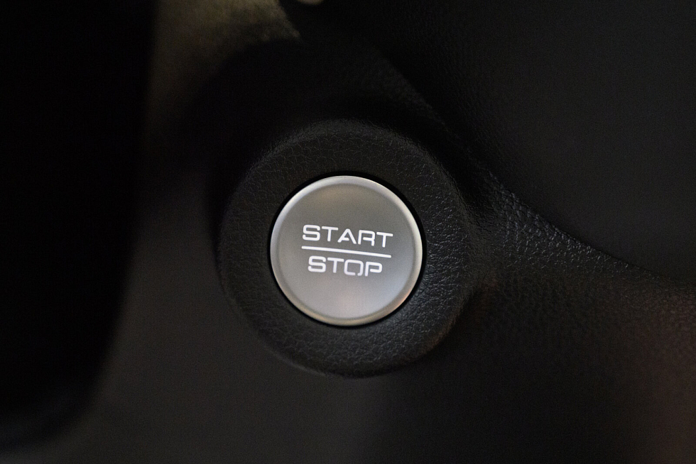 Haval Jolion Tech+, красный