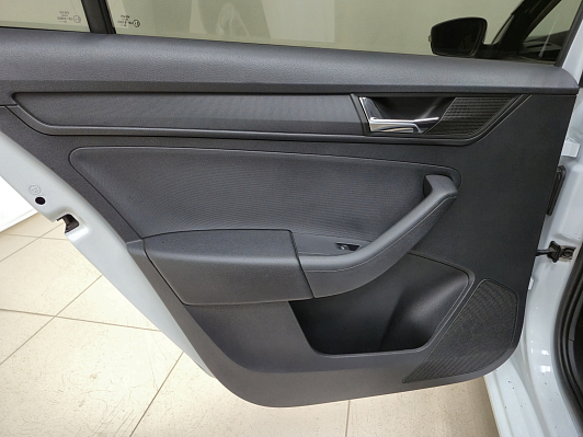 Skoda Rapid Hockey Edition Active, 2020 года, пробег 102435 км