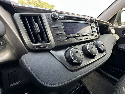 Toyota RAV4, 2013 года, пробег 108000 км