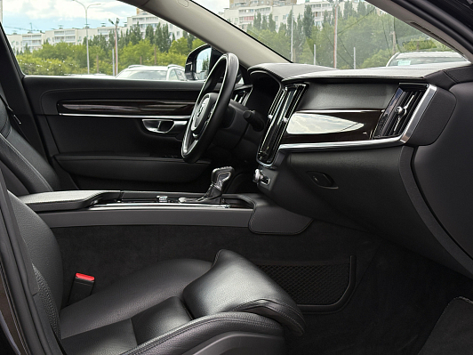Volvo S90 Inscription, 2018 года, пробег 116905 км