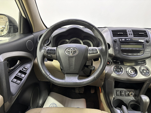 Toyota RAV4, 2012 года, пробег 124231 км