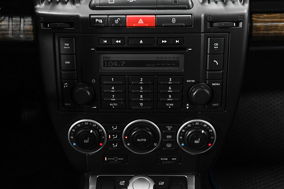 Land Rover Freelander HSE, 2008 года, пробег 150000 км