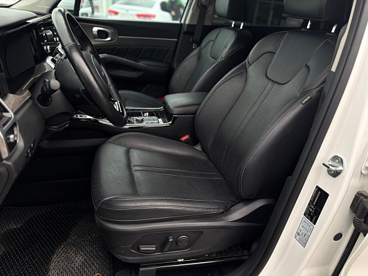 Kia Sorento Luxe, 2022 года, пробег 84230 км