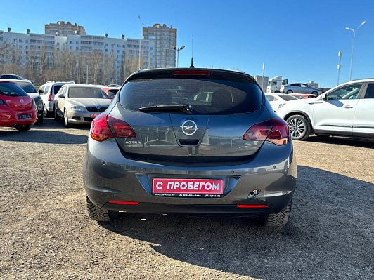 Opel Astra Cosmo, 2011 года, пробег 140765 км