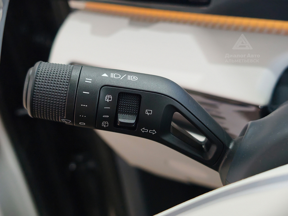 Geely EX5 Max, серый