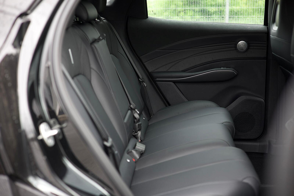 Omoda C7 Lifestyle, черный