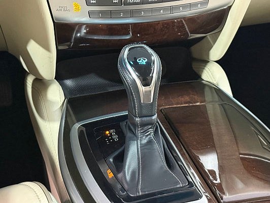 Infiniti QX60, 2017 года, пробег 149999 км