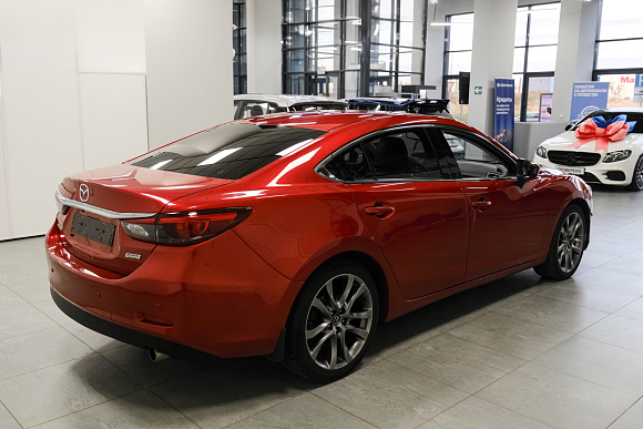 Mazda 6 Supreme, 2015 года, пробег 270000 км