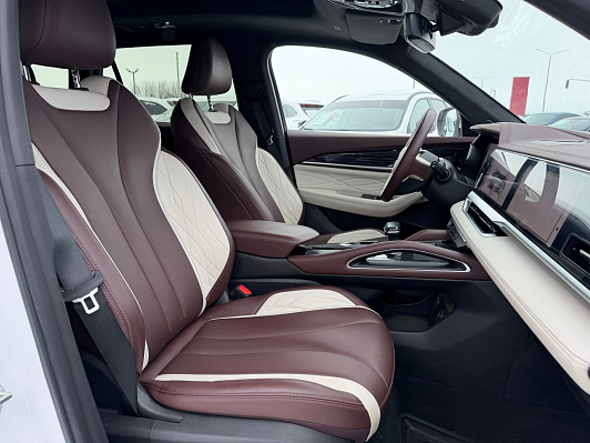 Geely Monjaro Flagship, 2024 года, пробег 28400 км