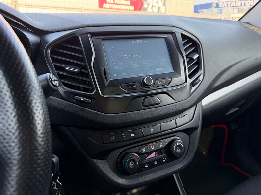 Lada (ВАЗ) Vesta Comfort Multimedia, 2016 года, пробег 164643 км