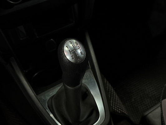 Lada (ВАЗ) XRAY Top Prestige (2015-2016), 2016 года, пробег 187000 км