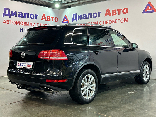 Volkswagen Touareg, 2012 года, пробег 233000 км