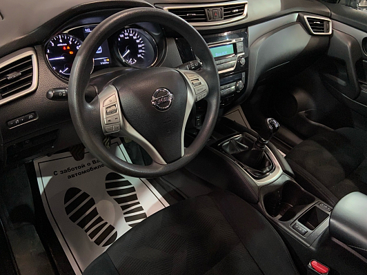 Nissan X-Trail XE, 2015 года, пробег 96001 км