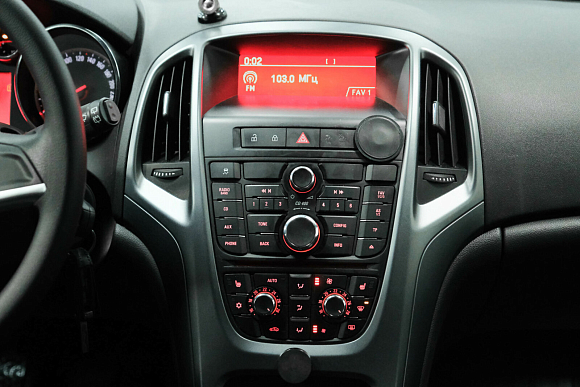 Opel Astra, 2012 года, пробег 146714 км