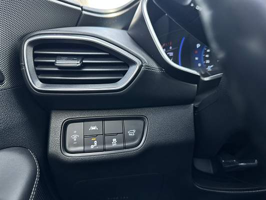 Hyundai Santa Fe, 2018 года, пробег 180000 км