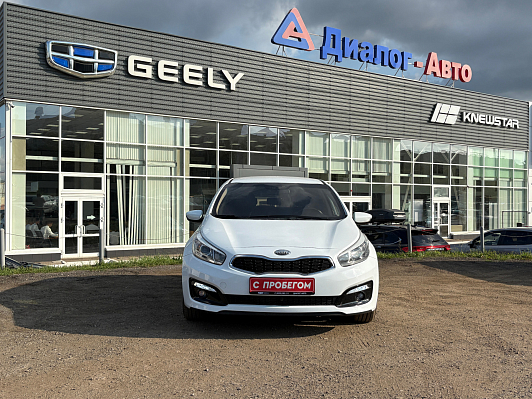 Kia Ceed Luxe, 2013 года, пробег 192700 км
