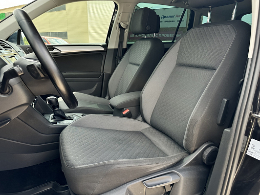 Volkswagen Tiguan Comfortline, 2017 года, пробег 128101 км