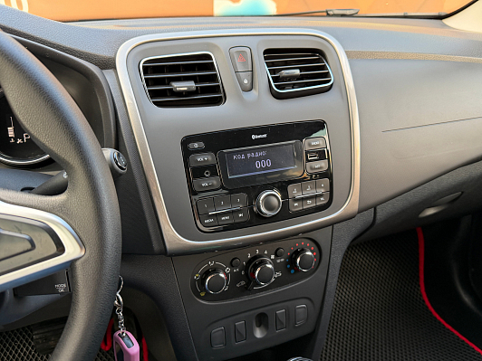Renault Sandero Stepway Drive, 2020 года, пробег 75106 км