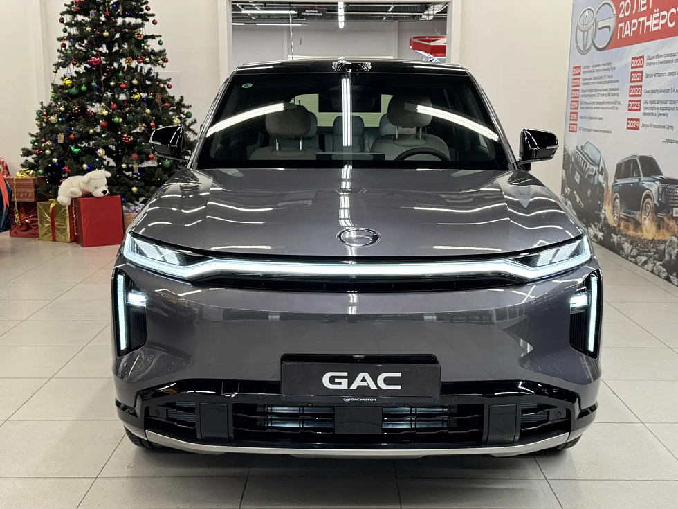 GAC Trumpchi S7 Ultra, зеленый