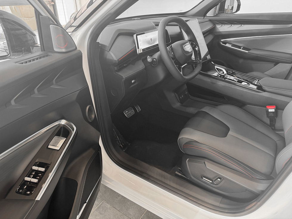 Geely Cityray , белый