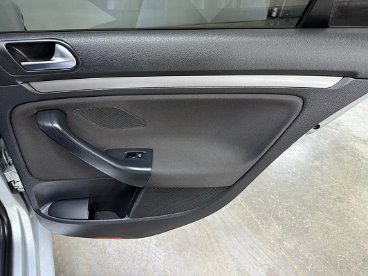 Volkswagen Jetta Trendline, 2010 года, пробег 123449 км